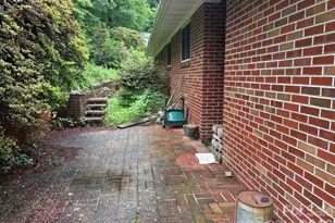 609 Valley Rd, Spruce Pine, NC 28777 - Photo 3