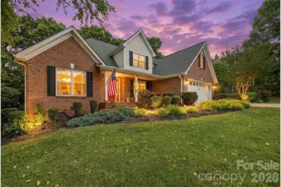 1197 Waterford Drive, Hickory, NC 28602 - Photo 1