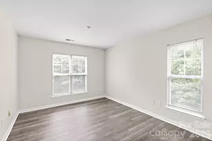 333 Westbend Dr, Charlotte, NC 28262 - Photo 35