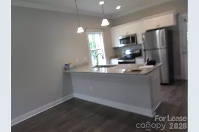 1094 20th Street NE, Hickory, NC 28601 - Photo 3