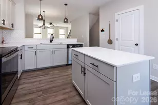 9428 Kings Parade Blvd, Charlotte, NC 28273 - Photo 5