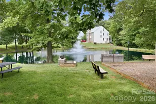 10010 Spring Park Dr, Charlotte, NC 28269 - Photo 9