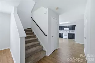 7143 Wandering Creek Dr, Charlotte, NC 28216 - Photo 13