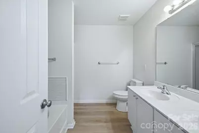 7143 Wandering Creek Drive, Charlotte, NC 28216 - Photo 25