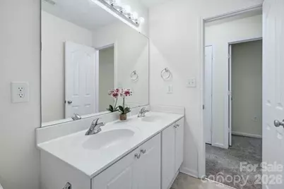 7143 Wandering Creek Drive, Charlotte, NC 28216 - Photo 31