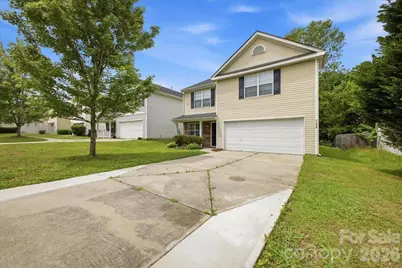 7143 Wandering Creek Drive, Charlotte, NC 28216 - Photo 3