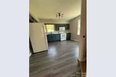3510 Cypress Pond Drive, Charlotte, NC 28269 - Photo 5