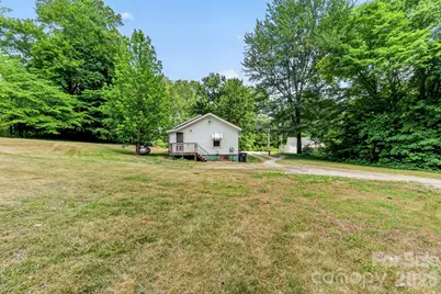 540 W Park Avenue, Mooresville, NC 28115 - Photo 5