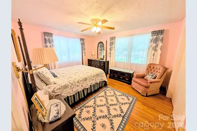 1014 SW Wright Street SW #5, Lenoir, NC 28645 - Photo 15