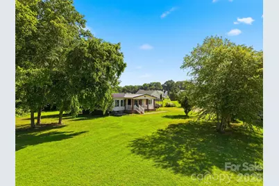 1604 Sugarfarm Road, Catawba, NC 28609 - Photo 7