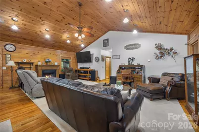 214 Harbor Ridge Drive, Connelly Springs, NC 28612 - Photo 15