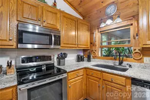 214 Harbor Ridge Dr, Connelly Springs, NC 28612 - Photo 7