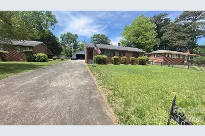 400 Briarwood Drive, Charlotte, NC 28215 - Photo 1