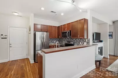 1308 Kenilworth Avenue #430, Charlotte, NC 28203 - Photo 17