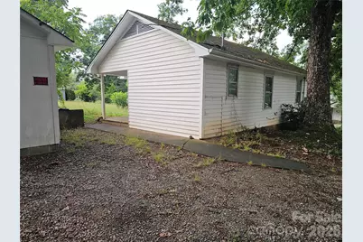 1641 Berkley Street SW, Lenoir, NC 28645 - Photo 17
