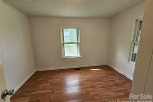 1641 Berkley St SW, Lenoir, NC 28645 - Photo 5