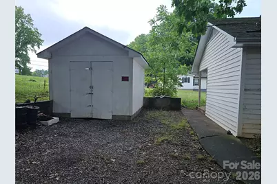 1641 Berkley Street SW, Lenoir, NC 28645 - Photo 15