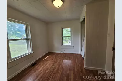 1641 Berkley Street SW, Lenoir, NC 28645 - Photo 7