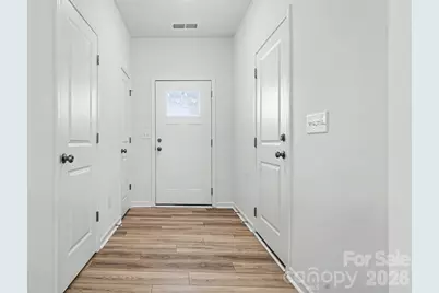 4035 Lawnview Drive, Charlotte, NC 28269 - Photo 3