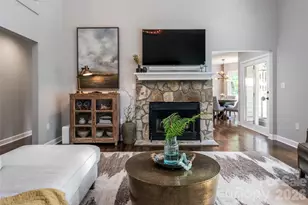 203 Coachmans Ct, Asheville, NC 28803 - Photo 9