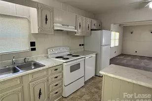 6143 Glenn Teague Rd, Charlotte, NC 28216 - Photo 5