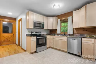 3206 Fork Mountain Rd, Bakersville, NC 28705 - Photo 5
