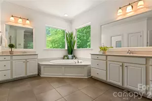 12835 Elkhorn Dr, Charlotte, NC 28278 - Photo 25