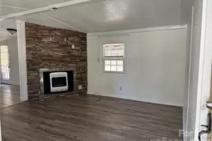 4191 Deerfield Dr, Maiden, NC 28650 - Photo 3