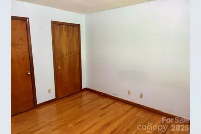 845 Cherokee Place SW, Lenoir, NC 28645 - Photo 19