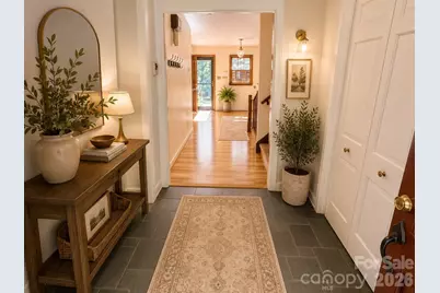 845 Cherokee Place SW, Lenoir, NC 28645 - Photo 7