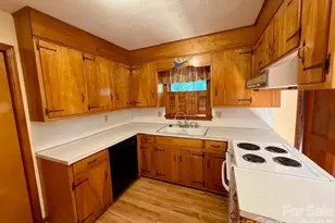 845 Cherokee Pl SW, Lenoir, NC 28645 - Photo 13