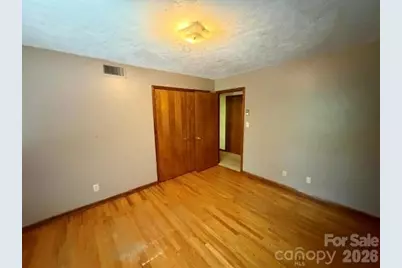 845 Cherokee Place SW, Lenoir, NC 28645 - Photo 21