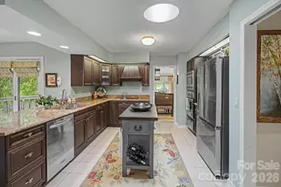 16 Clubside Dr, Asheville, NC 28804 - Photo 17