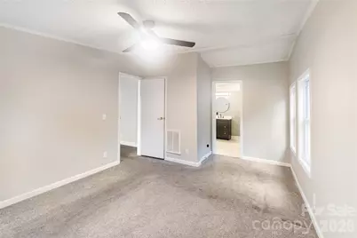 3902 Sharyn Drive, Charlotte, NC 28214 - Photo 5