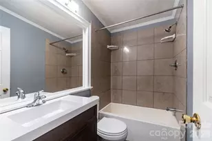 3902 Sharyn Dr, Charlotte, NC 28214 - Photo 23