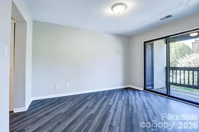 8121 Cedar Glen Drive, Charlotte, NC 28212 - Photo 7