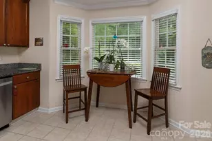 5935 Fitzwilliams Ln, Charlotte, NC 28270 - Photo 11