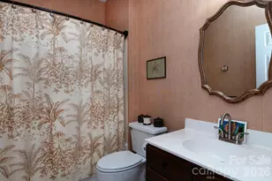 5935 Fitzwilliams Ln, Charlotte, NC 28270 - Photo 17