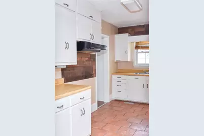 500 Godwin Avenue, Lumberton, NC 28358 - Photo 11