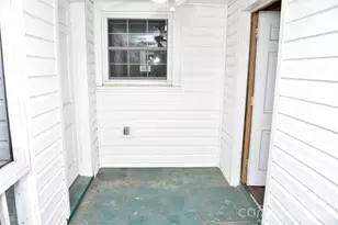500 Godwin Ave, Lumberton, NC 28358 - Photo 25