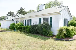 500 Godwin Ave, Lumberton, NC 28358 - Photo 3