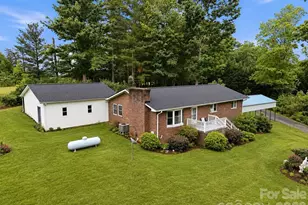 22 Webb Hill Rd, Leicester, NC 28748 - Photo 7