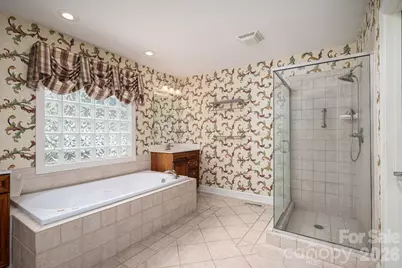116 28th Avenue NW, Hickory, NC 28601 - Photo 29