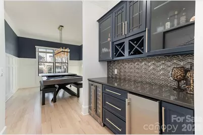 439 Melbourne Court, Charlotte, NC 28209 - Photo 7