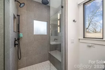 439 Melbourne Court, Charlotte, NC 28209 - Photo 33