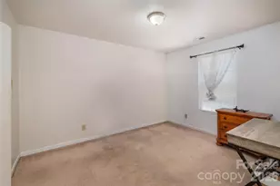 7343 Fox Point Dr, Charlotte, NC 28269 - Photo 17