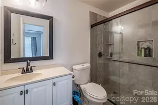 7343 Fox Point Dr, Charlotte, NC 28269 - Photo 19