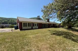 2136 Cedar Rock Estates Dr, Lenoir, NC 28645 - Photo 5