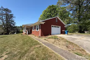 2136 Cedar Rock Estates Dr, Lenoir, NC 28645 - Photo 3