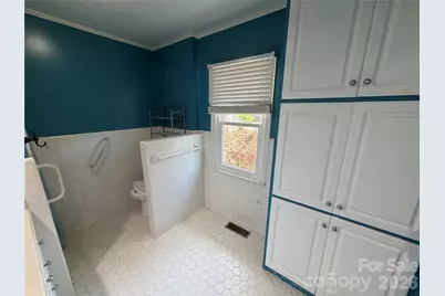 2136 Cedar Rock Estates Drive, Lenoir, NC 28645 - Photo 29
